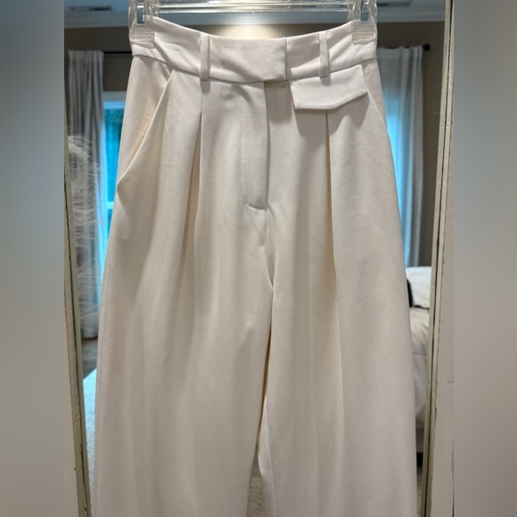 Women’s LPA Carlotta tailored ivory pants- Size XS - Picture 6 of 12